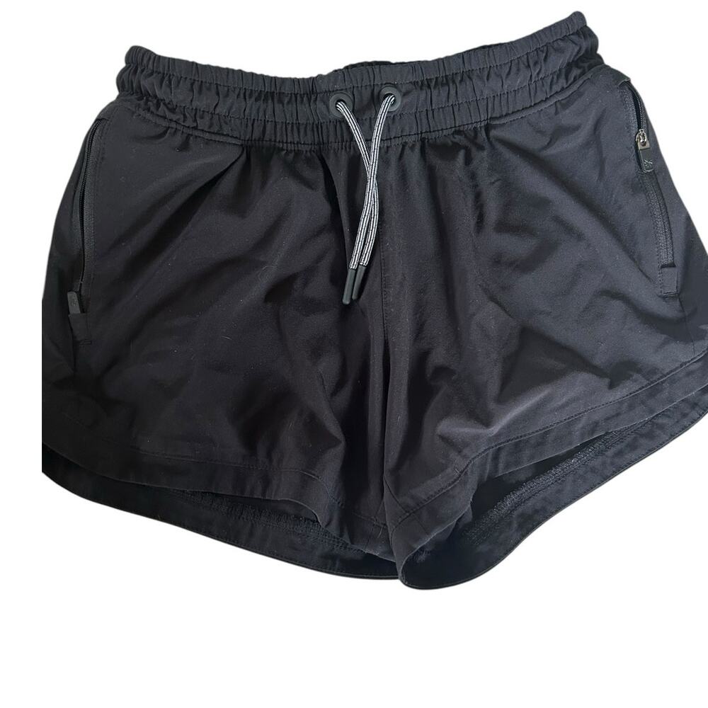 Athleta black shorts size 14